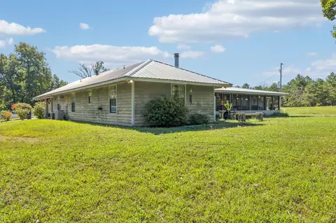 Exterior - 3924 Only Rd, Only, TN 37140 photo 13 of 20