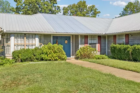 Exterior - 3924 Only Rd, Only, TN 37140 photo 3 of 20