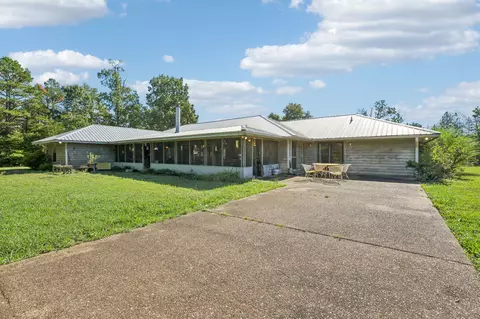 Exterior - 3924 Only Rd, Only, TN 37140 photo 11 of 20