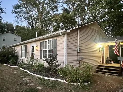 700 Fleming St, Columbia, TN 38401