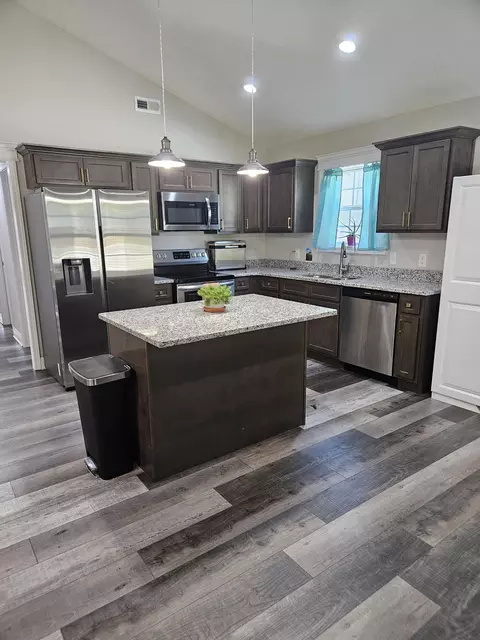 100 Baker St, Shelbyville, TN 37160