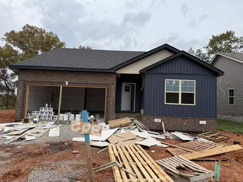 302 Cardinal Crk, Clarksville, TN 37040