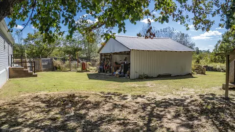 205 Dooley Rd, Ethridge, TN 38456 photo 5