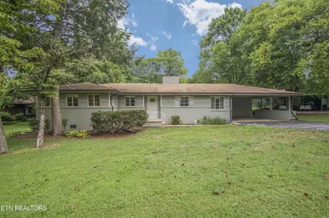 3309 Saratoga Dr, Knoxville, TN 37920