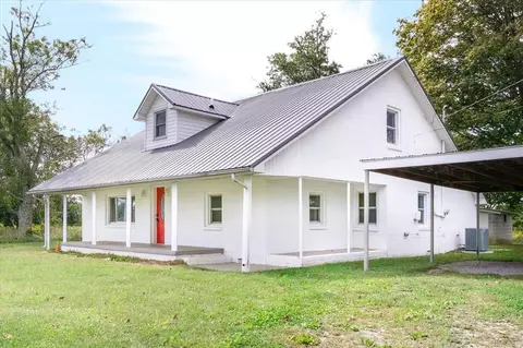 1062 Pleasant Hill Rd, Sparta, TN 38583