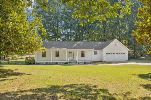205 E Hills Ter, Dickson, TN 37055 photo 3