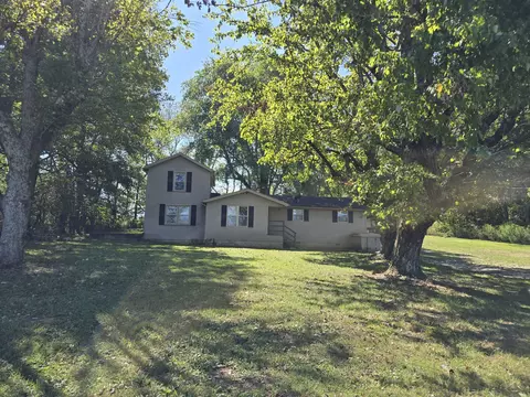 2606 Cave Springs Rd, Springfield, TN 37172