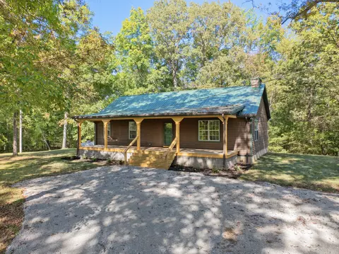 448 Pauline Rd, Holladay, TN 38341