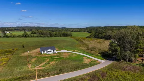 6261 Piney River Rd, Dickson, TN 37055