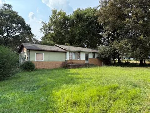 10950 Jim Cummings Hwy, Bradyville, TN 37026