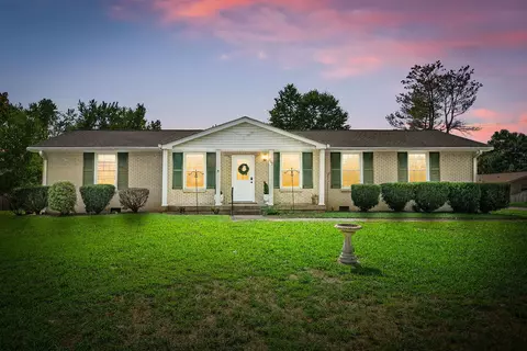 202 Orchard Rd, Clarksville, TN 37042