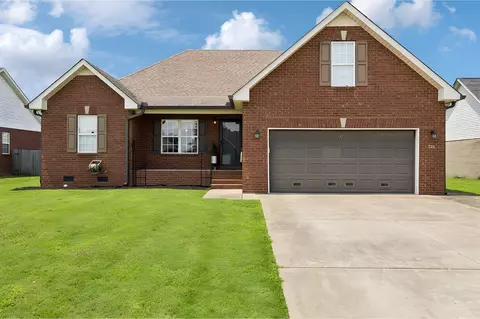 526 Stetson Ct, Murfreesboro, TN 37128
