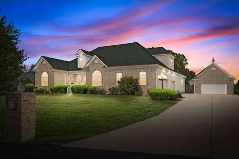 310 Juliet Dr, Hopkinsville, KY 42240