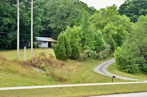 25682 Rhea County Hwy, Spring City, TN 37381