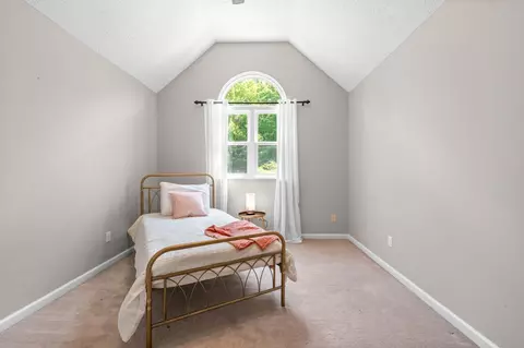 Bedroom - 4178 Highway 49, Tennessee Ridge, TN 37178 photo 2 of 5