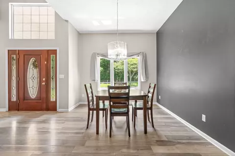Entry Way - 4178 Highway 49, Tennessee Ridge, TN 37178 photo 2 of 3