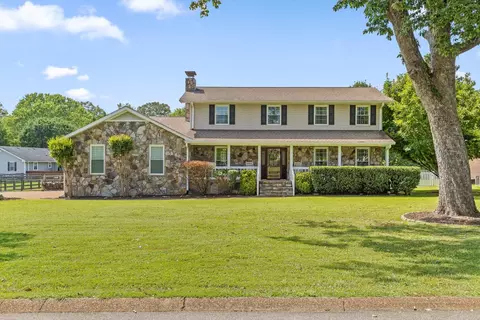 8303 Heron Cir, Ooltewah, TN 37363