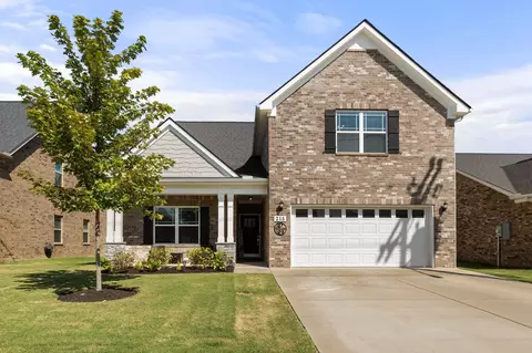 215 Thorpe Dr, Spring Hill, TN 37174