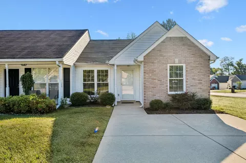 1639 Beaconcrest Cir, Murfreesboro, TN 37128