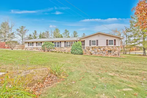 2563 S Old Mail Rd, Crossville, TN 38572