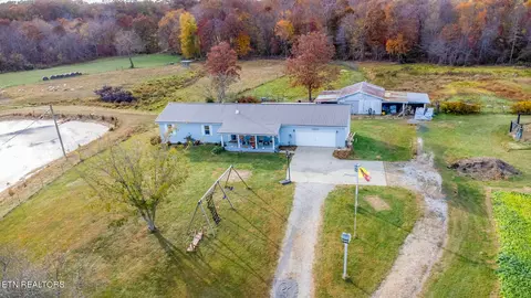 5949 Beaver Hill Rd, Pikeville, TN 37367