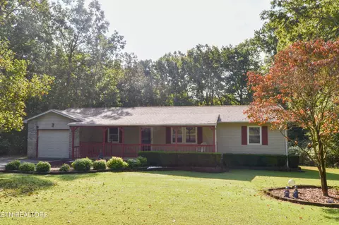 98 Sycamore Dr, Crossville, TN 38555