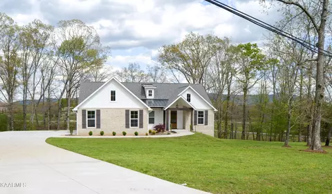 5851 Dunbar Rd, Crossville, TN 38572
