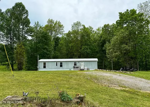 109 Rodgers Rd, Crossville, TN 38572