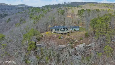 287 Big Springs Gap Ln, Pikeville, TN 37367