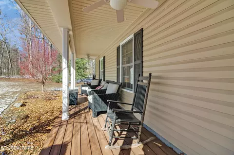 816 Wallace Way, Grimsley, TN 38565 photo 9