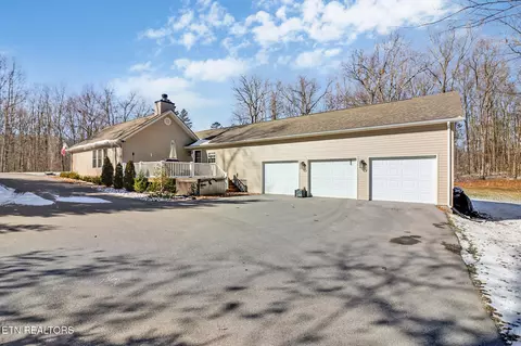 816 Wallace Way, Grimsley, TN 38565 photo 5