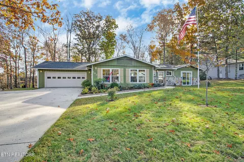 103 Eagle Ln, Crossville, TN 38558