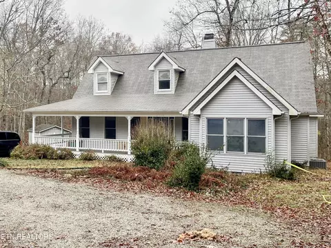182 Rhonda Rd, Monterey, TN 38574
