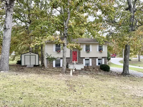 752 Bowman Loop, Crossville, TN 38571