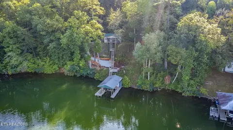 1058 Winton Chapel Rd, Rockwood, TN 37854