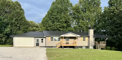 106 Carson Rd, Crossville, TN 38571