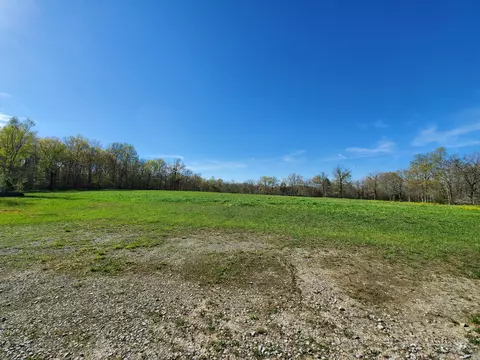 2108 Genesis Rd, Lancing, TN 37770 photo 4
