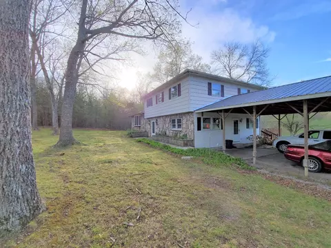 2108 Genesis Rd, Lancing, TN 37770 photo 2