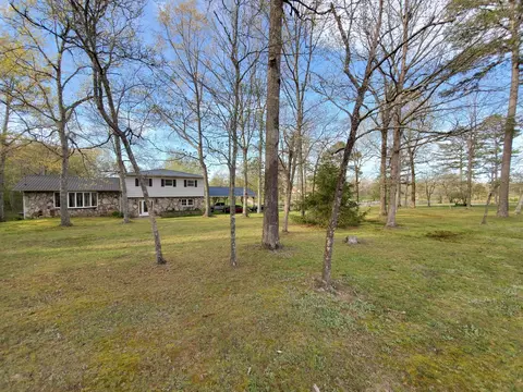 2108 Genesis Rd, Lancing, TN 37770 photo 3