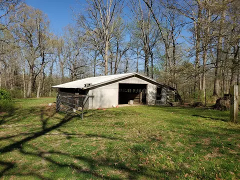 2108 Genesis Rd, Lancing, TN 37770 photo 9
