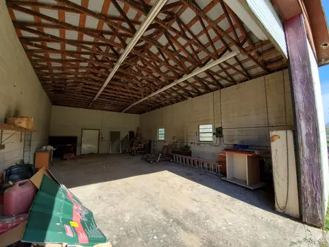 2108 Genesis Rd, Lancing, TN 37770 photo 6