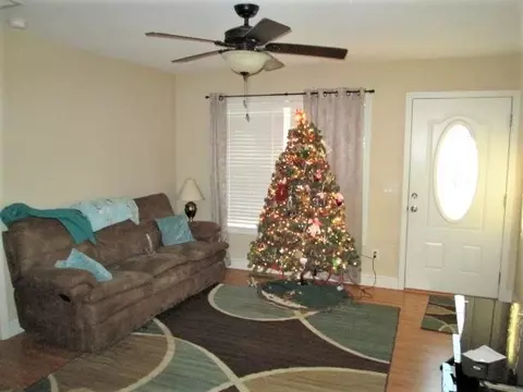 1368 Pilgrim Dr, Grimsley, TN 38565 photo 3