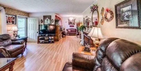 1290 Roberts Loop, Grimsley, TN 38565 photo 6