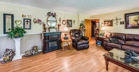 1290 Roberts Loop, Grimsley, TN 38565 photo 5