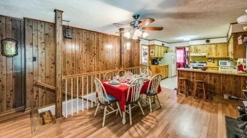 1290 Roberts Loop, Grimsley, TN 38565 photo 10