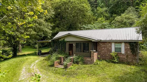 6120 Dayton Blvd, Hixson, TN 37343