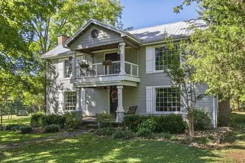 5462 Old Mill Creek Rd, Nunnelly, TN 37137