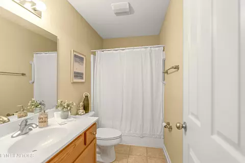 7204 Oakfield Ln, Powell, TN 37849 photo 31
