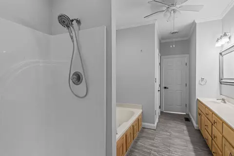 Bath - 76 Big Cedar Dr, Dunlap, TN 37327 photo 3 of 7