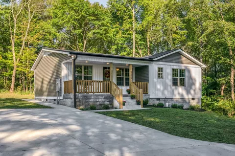 1179 Highway 47 E, Dickson, TN 37055 photo 4